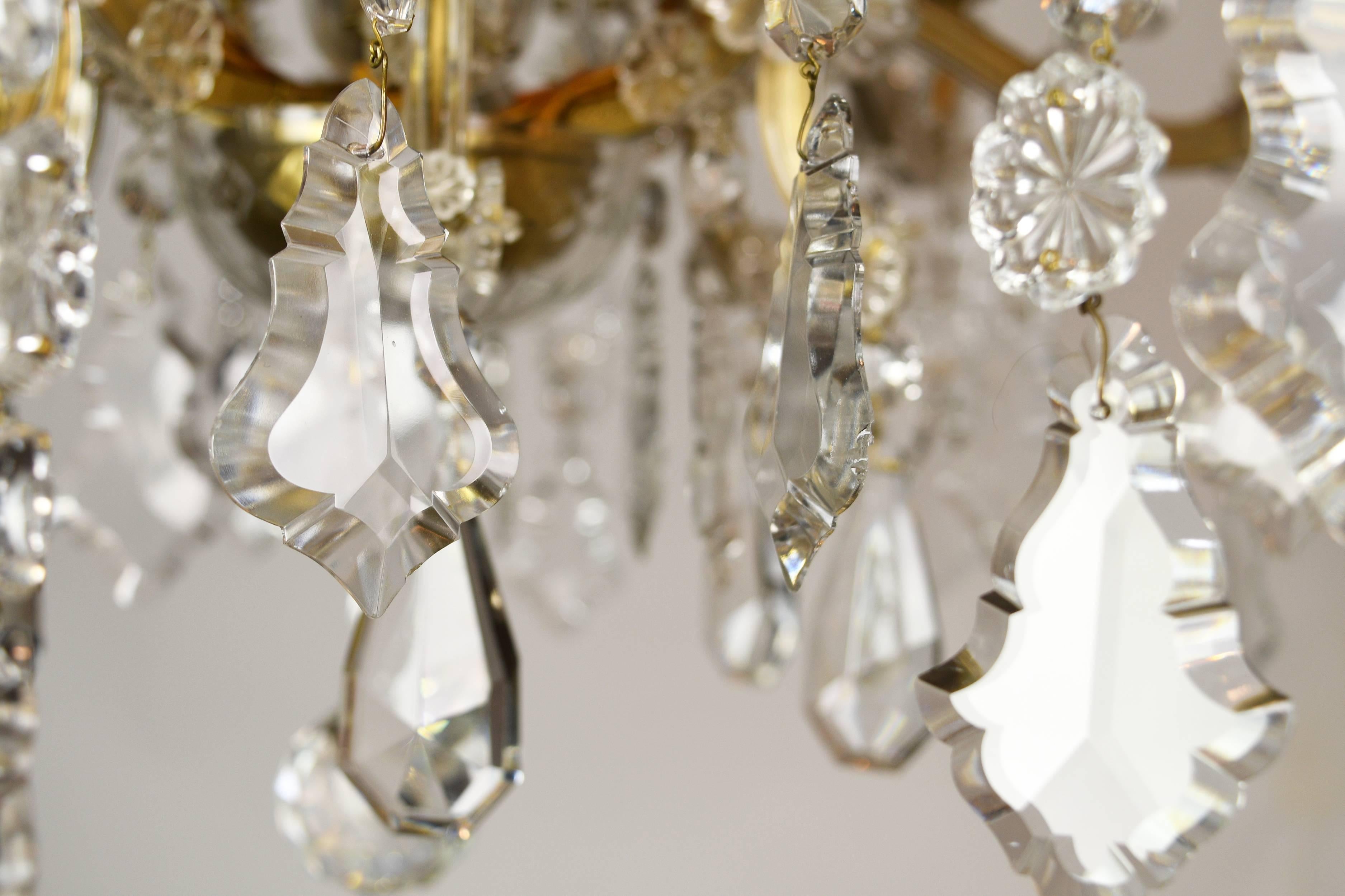 Twelve Arm Maria Theresa Crystal Chandelier In Excellent Condition In Minneapolis, MN