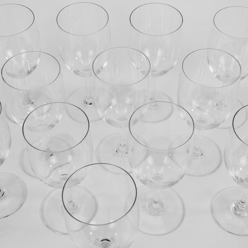 Zwölf Baccarat ''Perfection'' Rot-Weingläser im Zustand „Gut“ in CA, CA