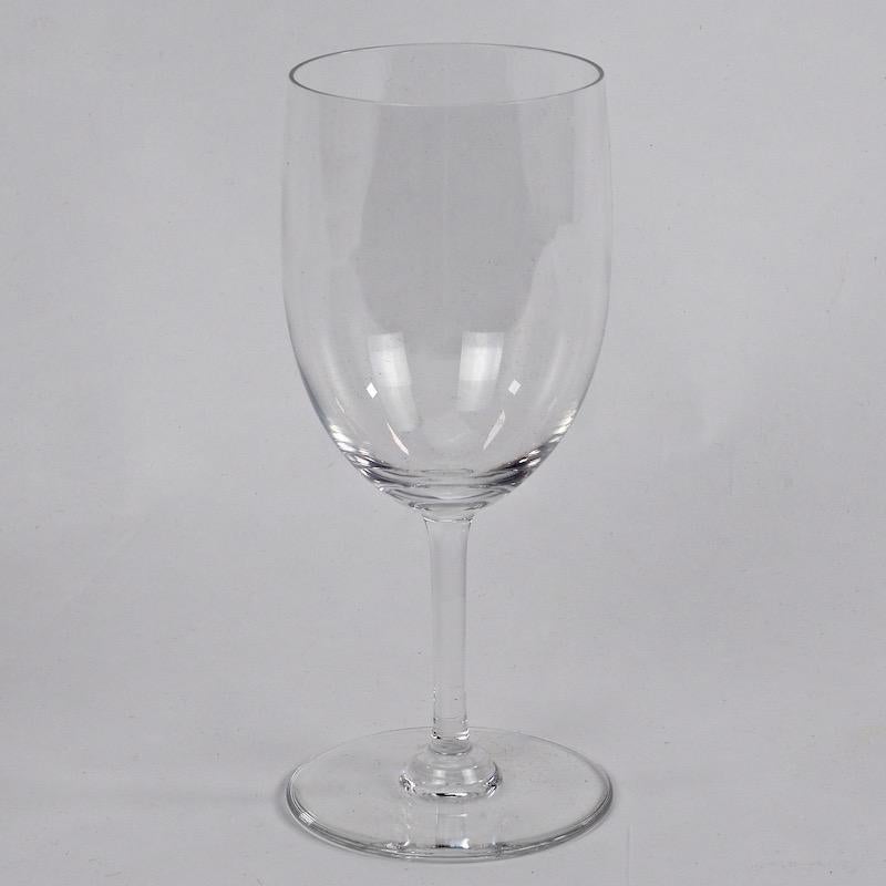 Zwölf Baccarat ''Perfection'' Rot-Weingläser 1