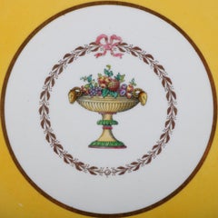 Twelve English Copeland Spode Neoclassical Porcelain Luncheon Plates