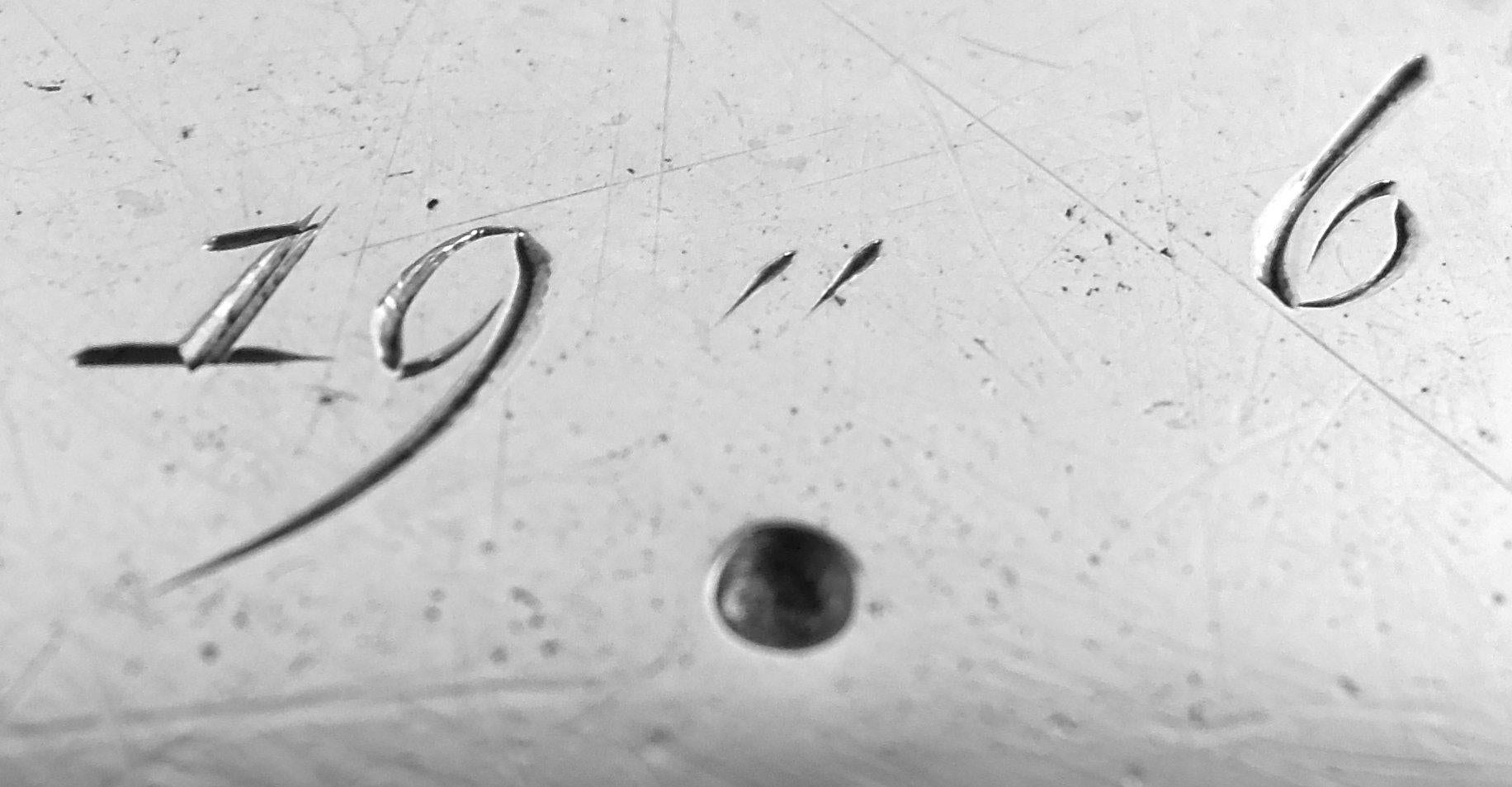 Zwölf englische georgianische klassische georgianische Sterlingsilber-Essteller, 1764 1