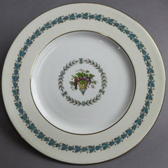 Twelve English Wedgwood Appledore Fine China Dinner Plates Pattern W3257