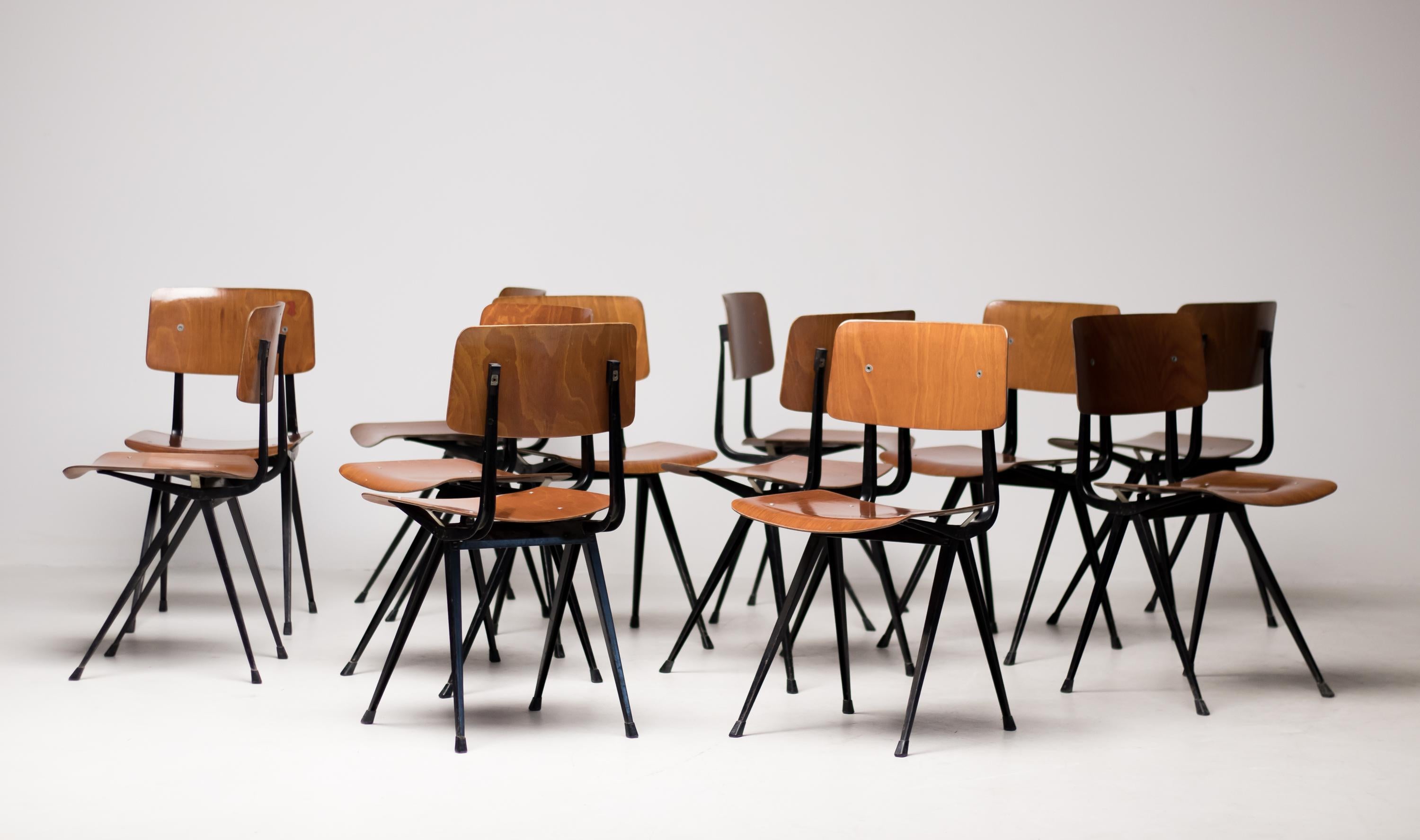Twelve Friso Kramer Result Chairs, 1952 2