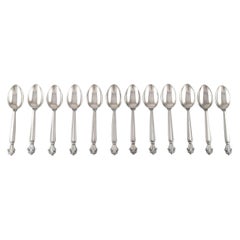 Douze cuillères à acanthe en argent sterling de Georg Jensen
