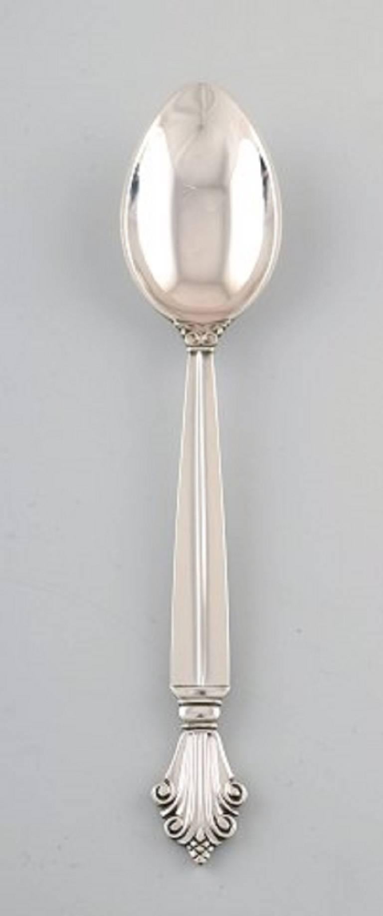 12 Georg Jensen acanthus sterling silver, tea spoons.
Measures: 14.5 cm.
Marked
In very good condition.