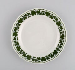 Twelve Meissen Green Ivy Vine Plates in Hand Painted Porcelain, 1940's