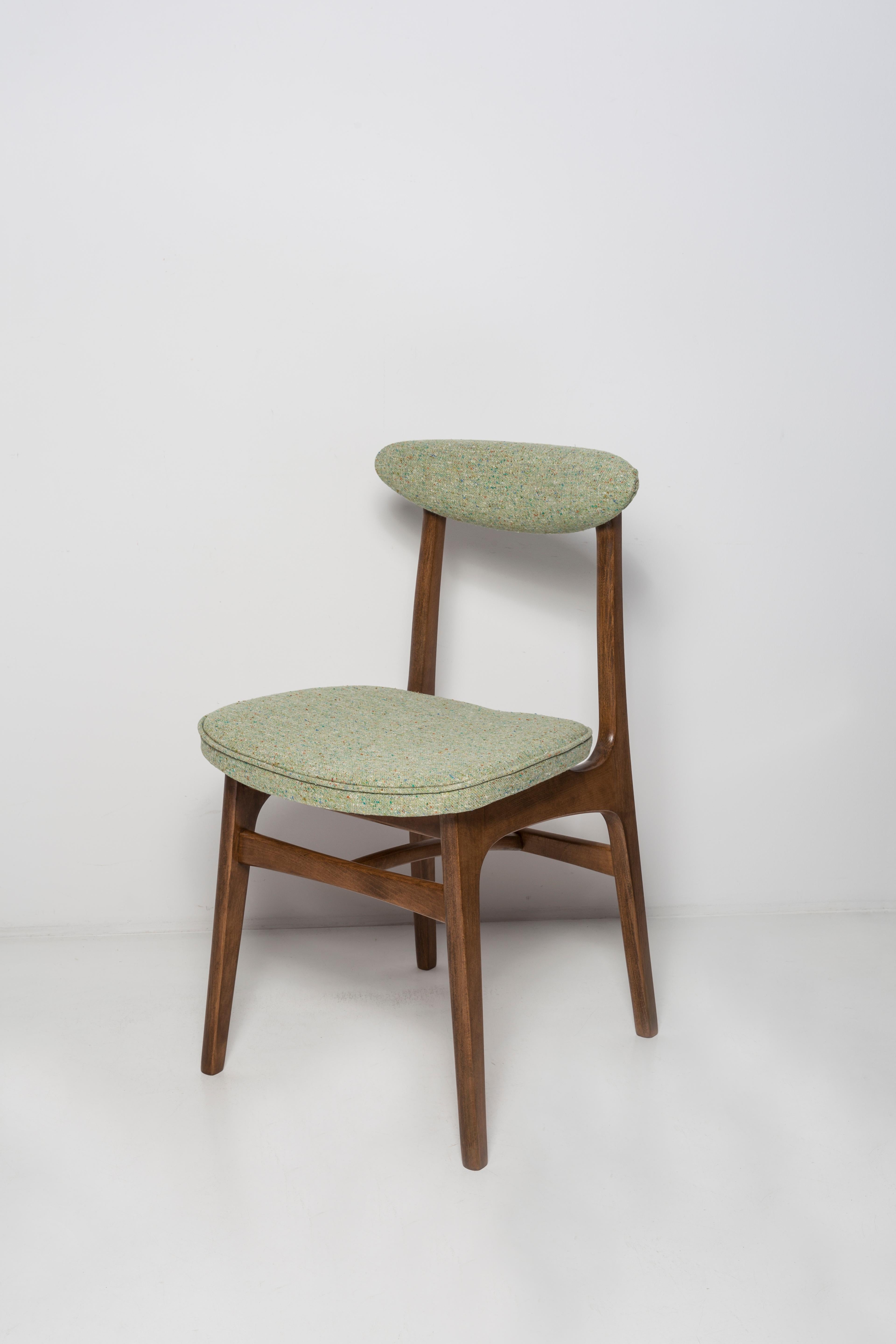 Twelve Mid Century Green Wool Chairs, Walnut Wood, Rajmund Halas, Poland, 1960s For Sale 5
