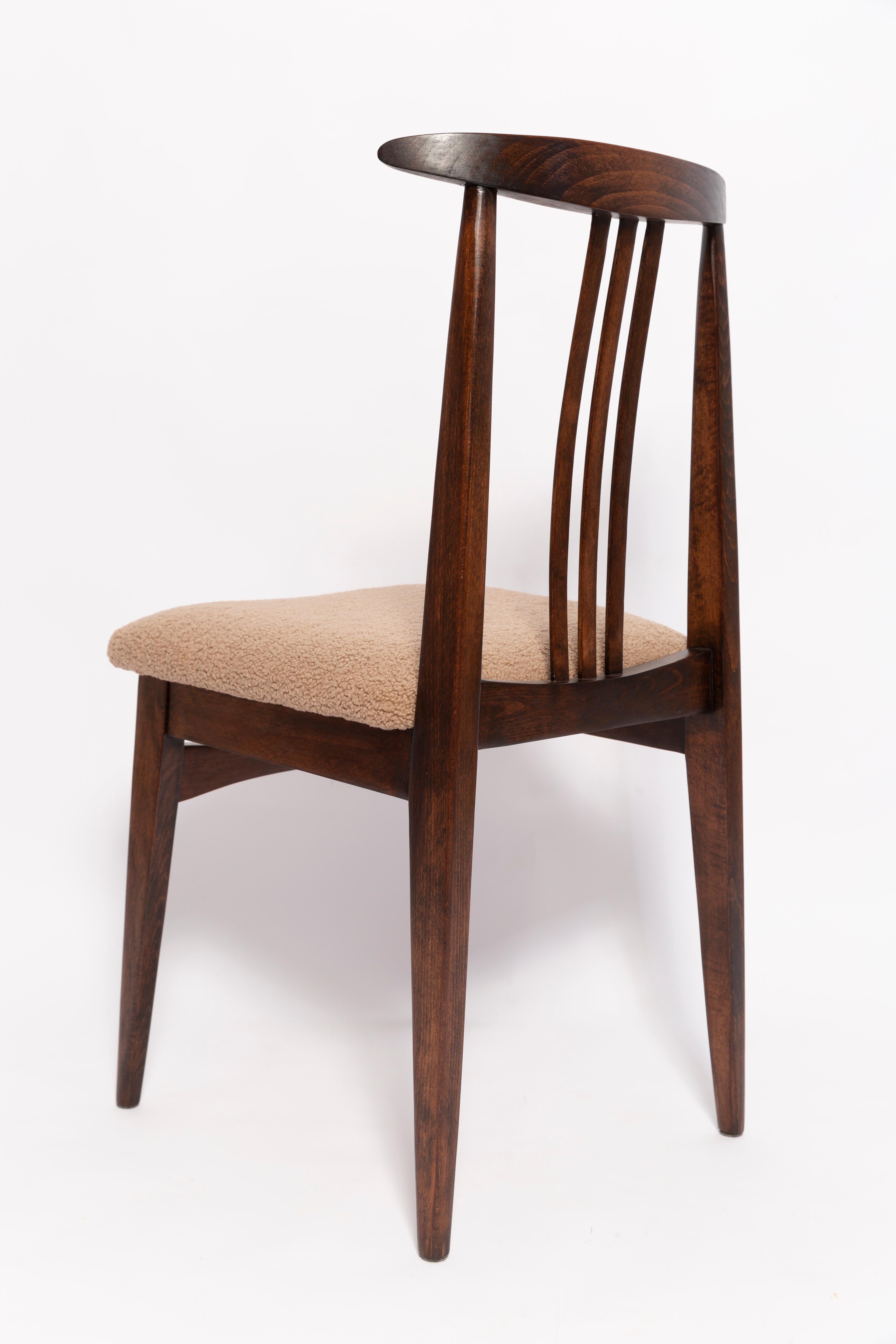 Bouclé Twelve Mid-Century Latte Boucle Chairs, Walnut Wood, M. Zielinski, Europe 1960s For Sale