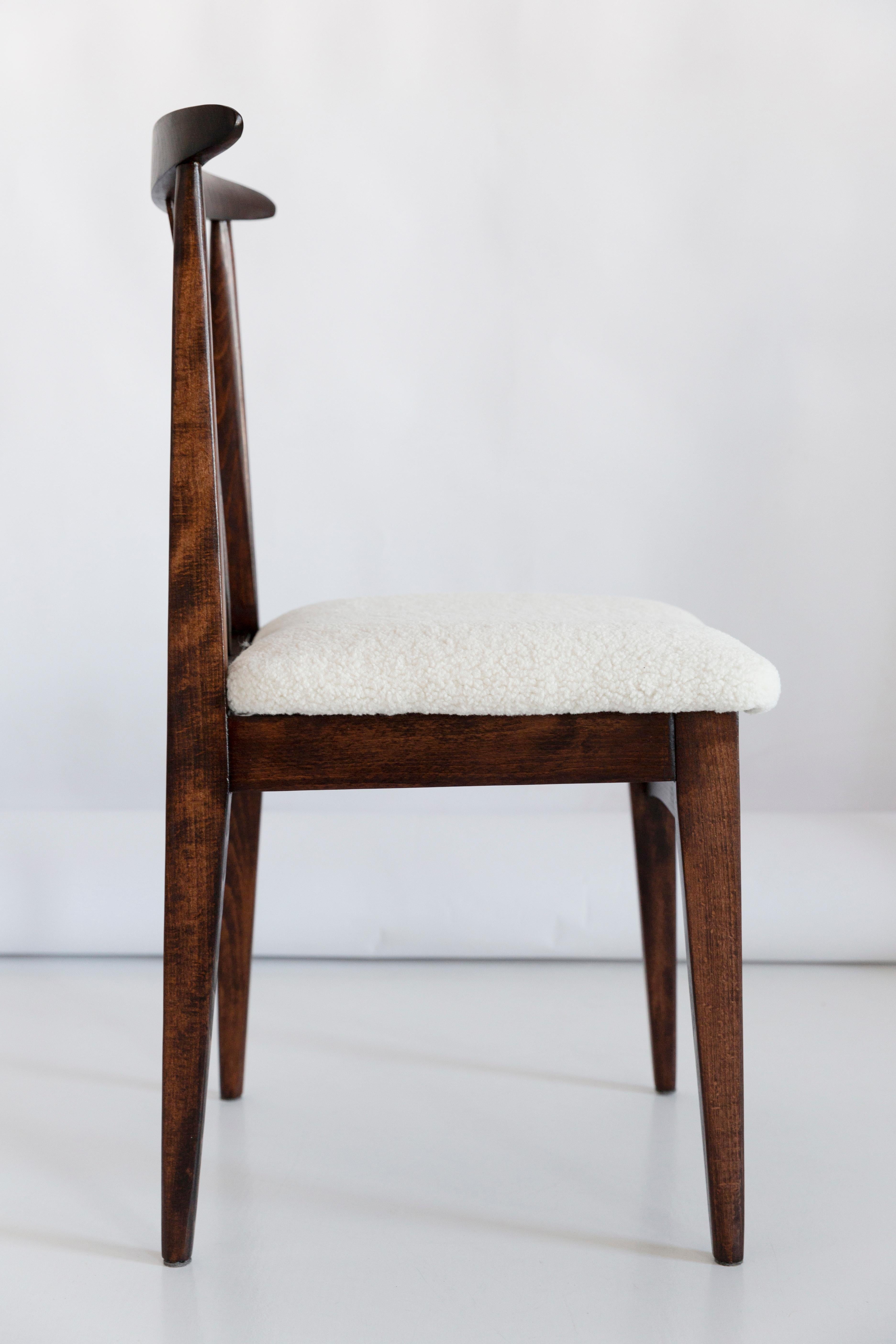 Twelve Mid-Century Light Boucle Chair, Designed by M. Zielinski, Europe, 1960s For Sale 2
