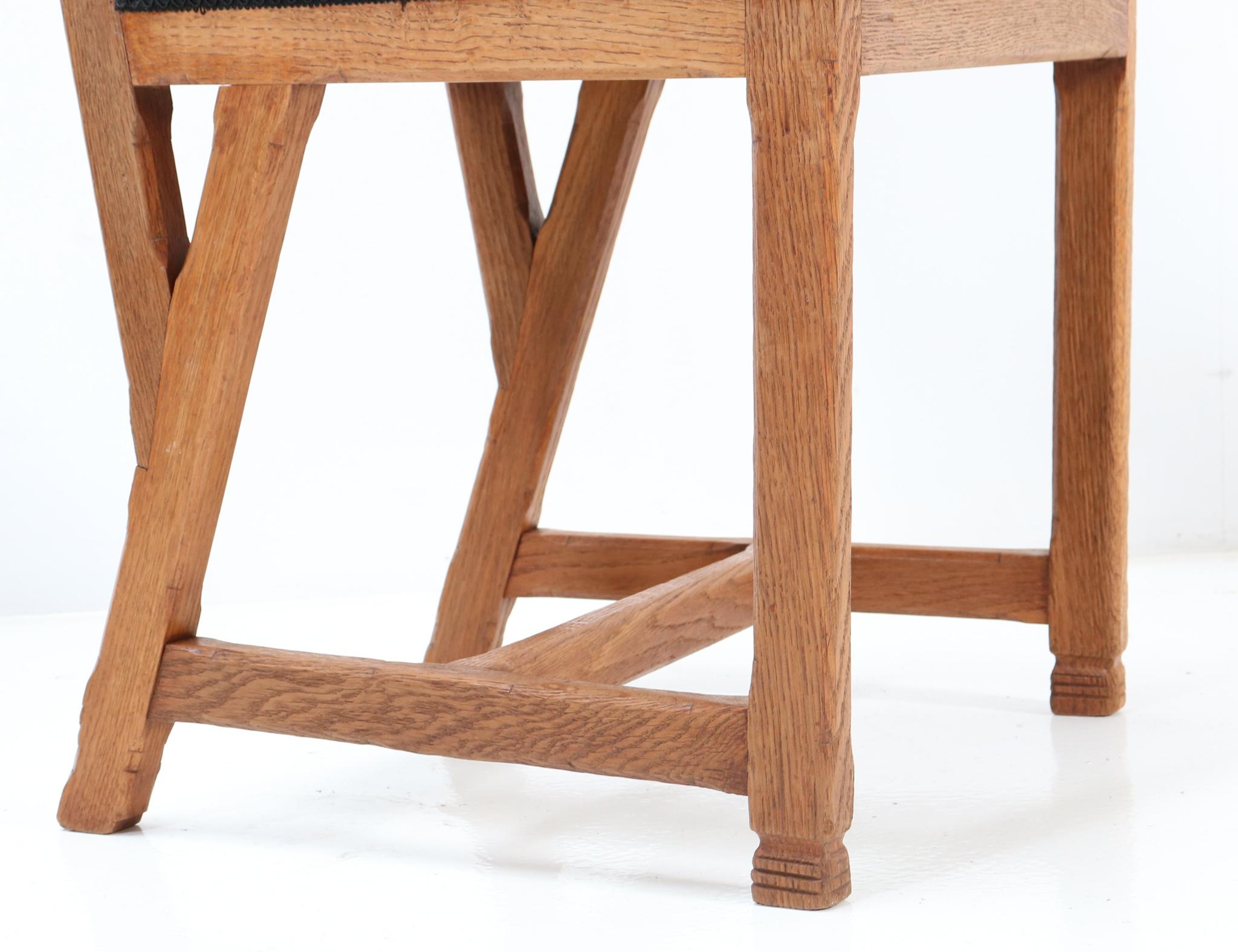 Twelve Oak Arts & Crafts Chairs by Hendrik Petrus for the University of Leiden For Sale 7
