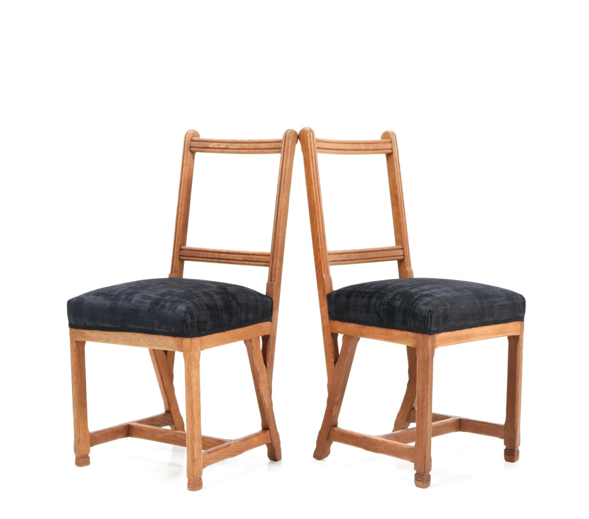 Dutch Twelve Oak Arts & Crafts Chairs by Hendrik Petrus for the University of Leiden For Sale