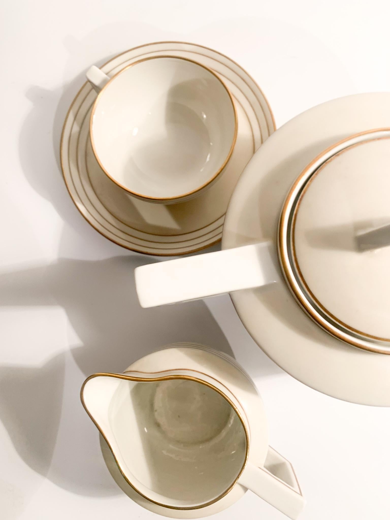 Twelve Richard Ginori Decò Tea Set in Porcelain from the 1940s 4