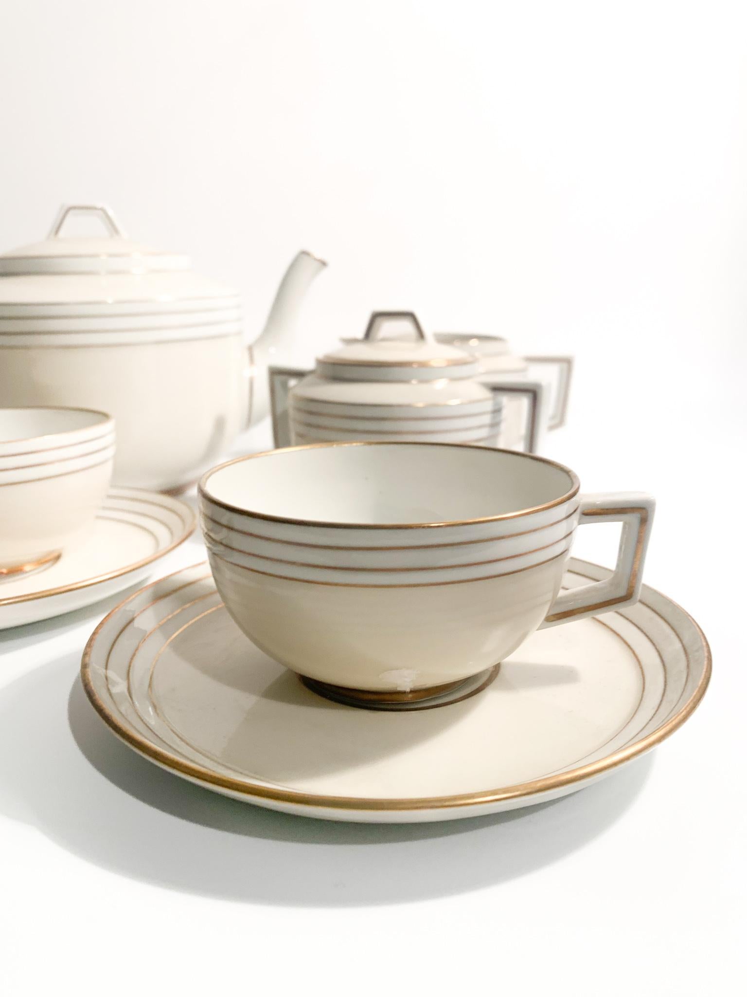 Twelve Richard Ginori Decò Tea Set in Porcelain from the 1940s In Fair Condition For Sale In Milano, MI