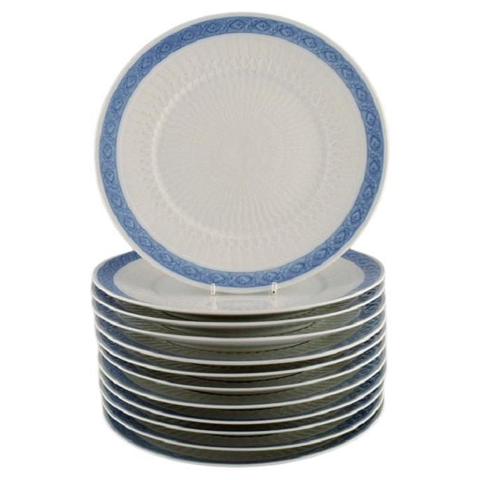 Douze assiettes à dîner à éventail bleu Royal Copenhagen, années 1960 / 1970 en vente