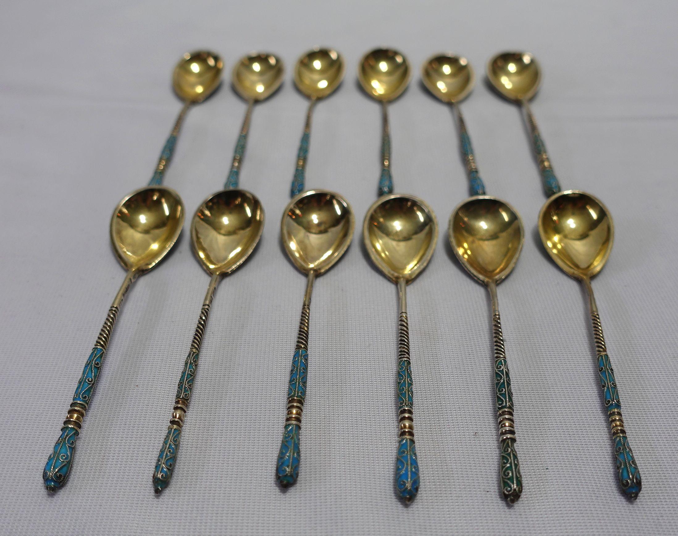 Twelve Russian .875 Silver Gilt and Cloisonne Enamel Demitasse Spoons For Sale 8