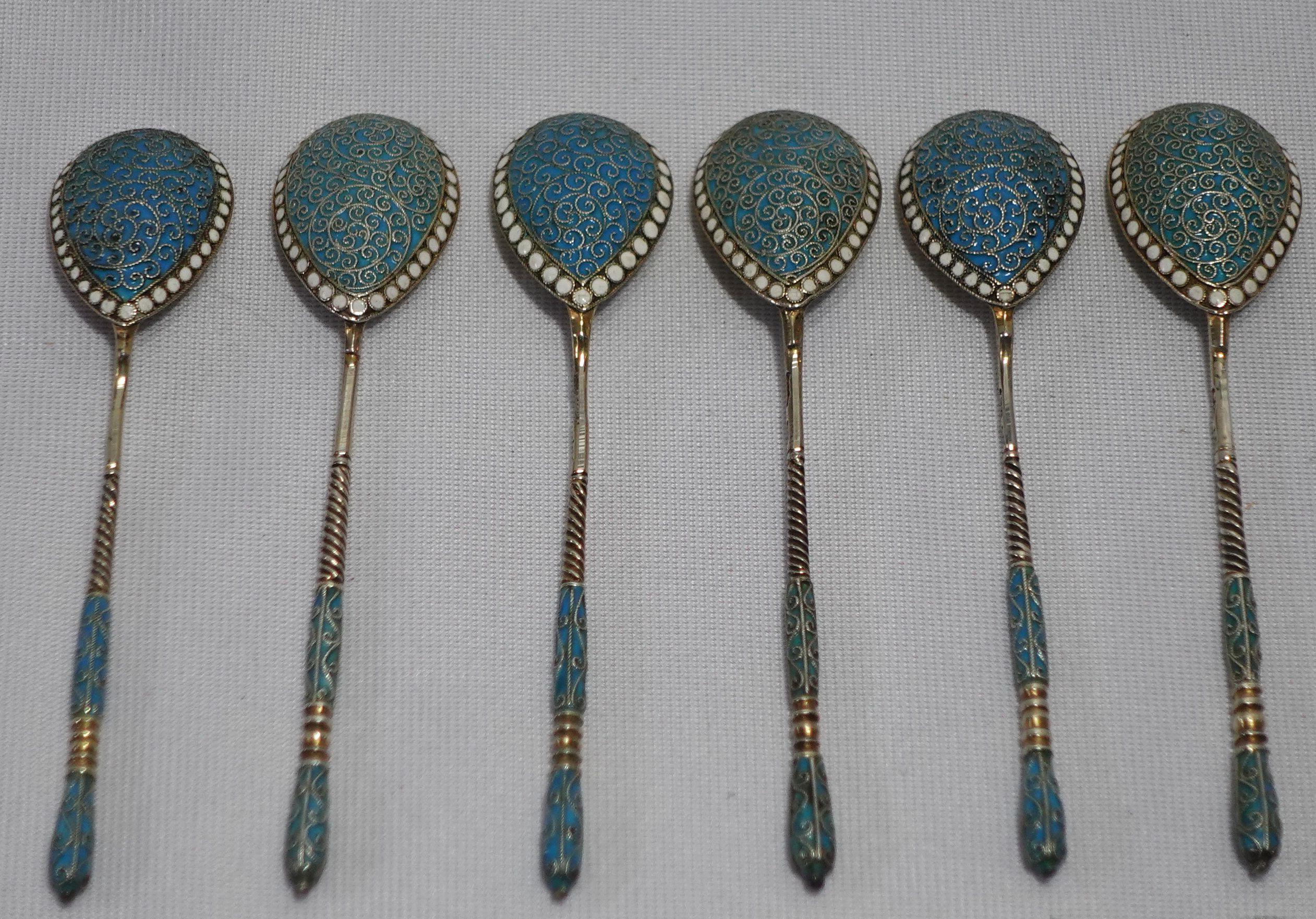 Late 19th Century Twelve Russian .875 Silver Gilt and Cloisonne Enamel Demitasse Spoons