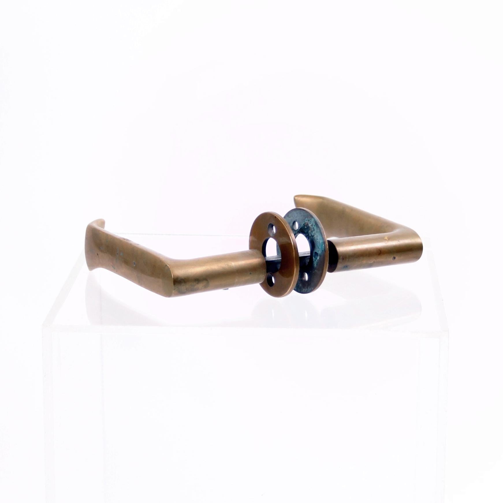 A collection of twelve sculptural Alvar Aalto door handles.

The handles are designed in the 1950s and made of solid brass. 

They are in excellent condition with patina.