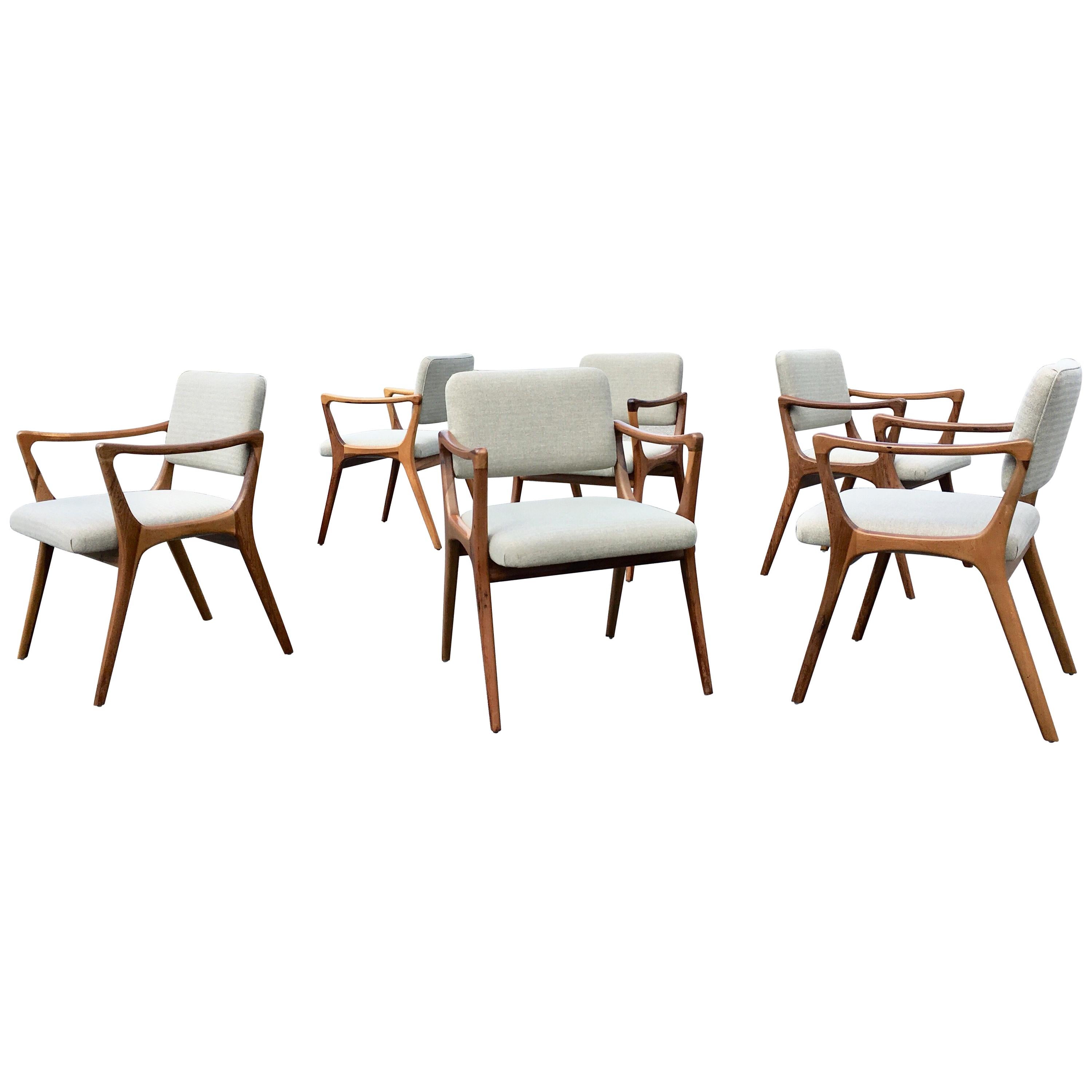 Twelve Sculptural Dining Chairs in the Style of Gio Ponti