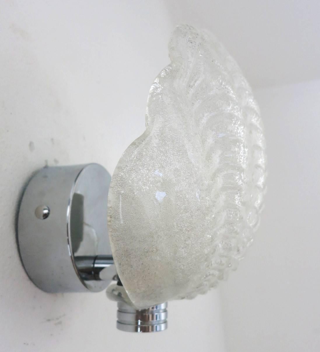 Mid-20th Century 15 Vintage Sconces w/ Clear Murano Glass Sea Shell Designed by Mazzega 1960s