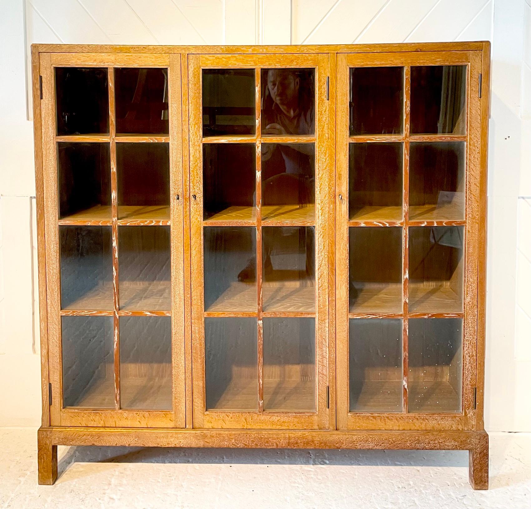 Twenties Heals Limed Oak Bookcase In Good Condition For Sale In Petworth, GB