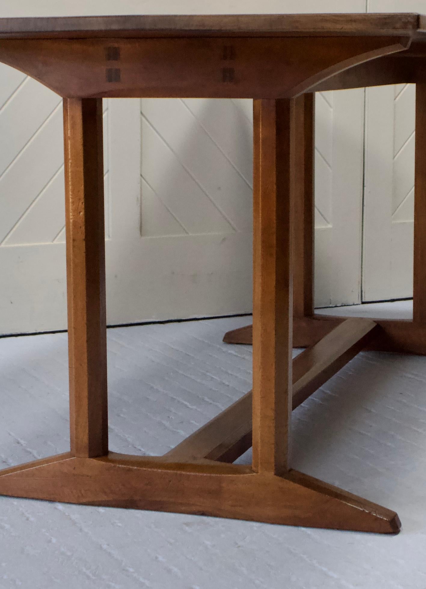 Finely proportioned walnut refectory table comfortably seating 6 people

Craftsman E Darley

Made by Gordon Russell

Label to underneath

Circa 1928
