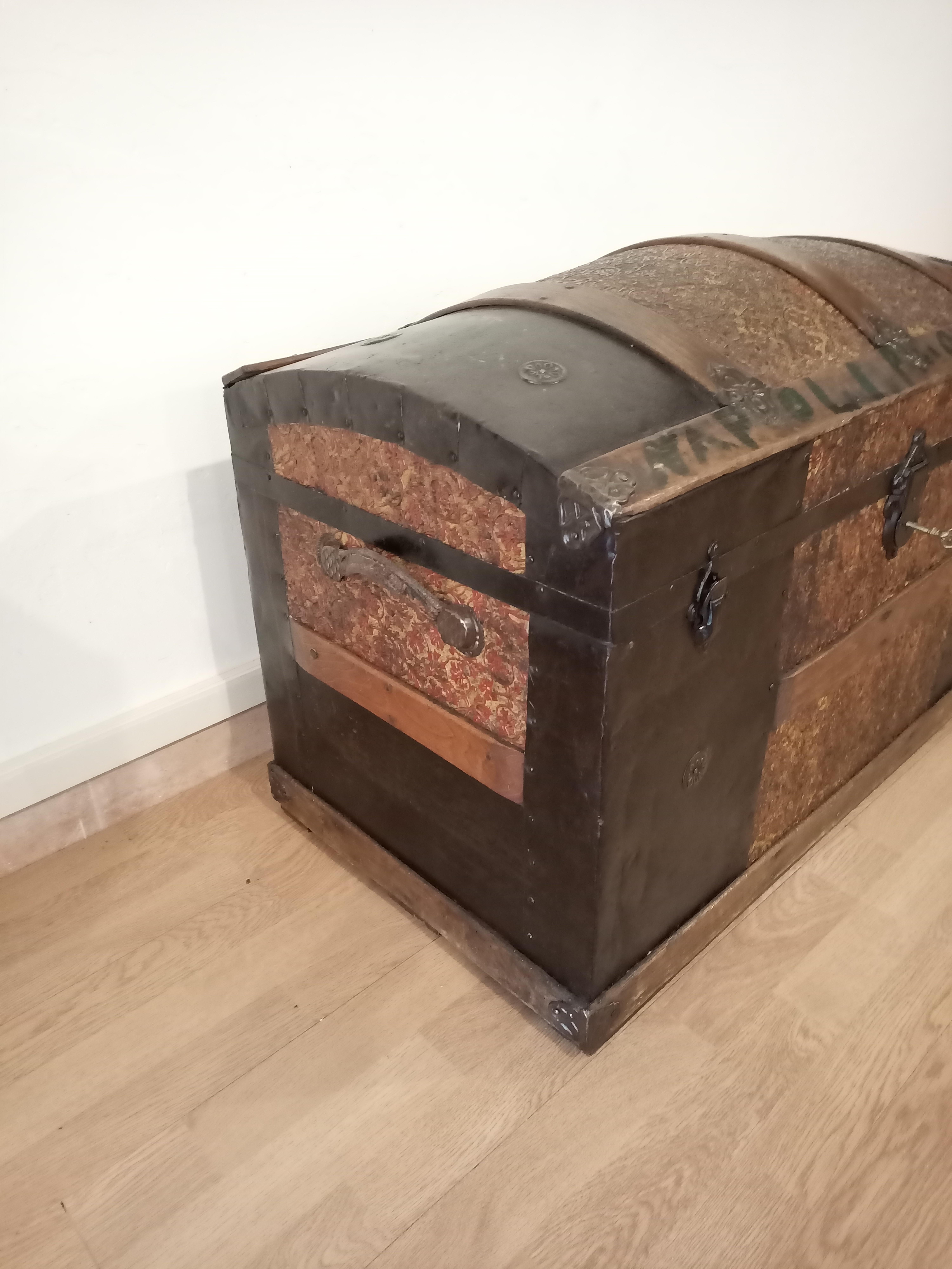Twentieth century emigrant trunk For Sale 9