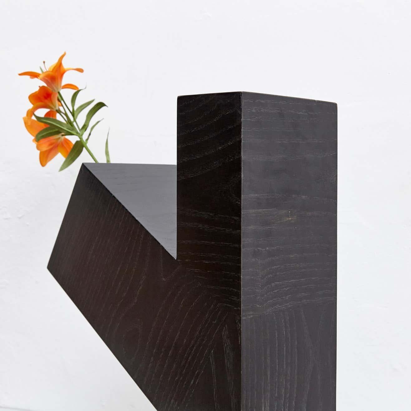 Twenty-Seven Woods, Chinese Artificial Flower Vase Omega by Ettore Sottsass In Good Condition In Barcelona, Barcelona