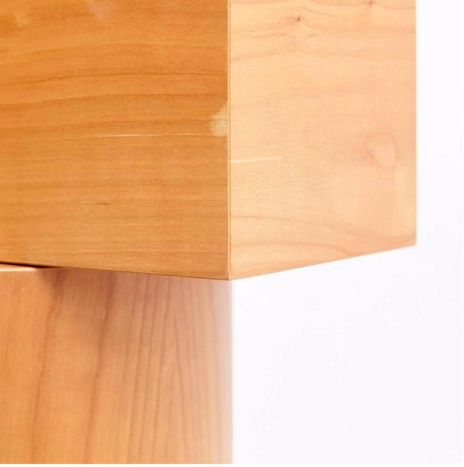Vaso di fiori artificiali cinesi Twenty-Seven Woods U di Ettore Sottsass in vendita 1