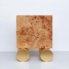„Twenty-Seven Woods“ für eine chinesische Kunstblumenvase S von Ettore Sottsass