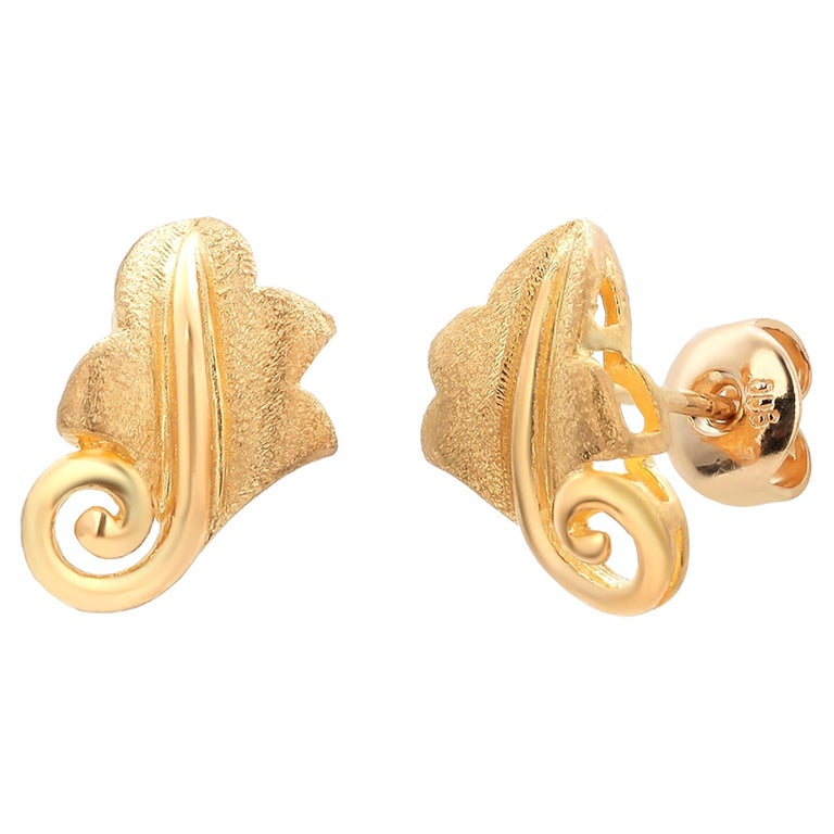 Twenty Two Karats Yellow Gold Vintage Foliate Stud Earrings