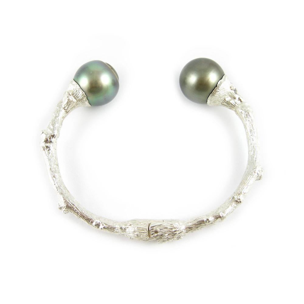 Twig Cuff with Tahitian Pearls  In New Condition For Sale In Solana Beach, CA