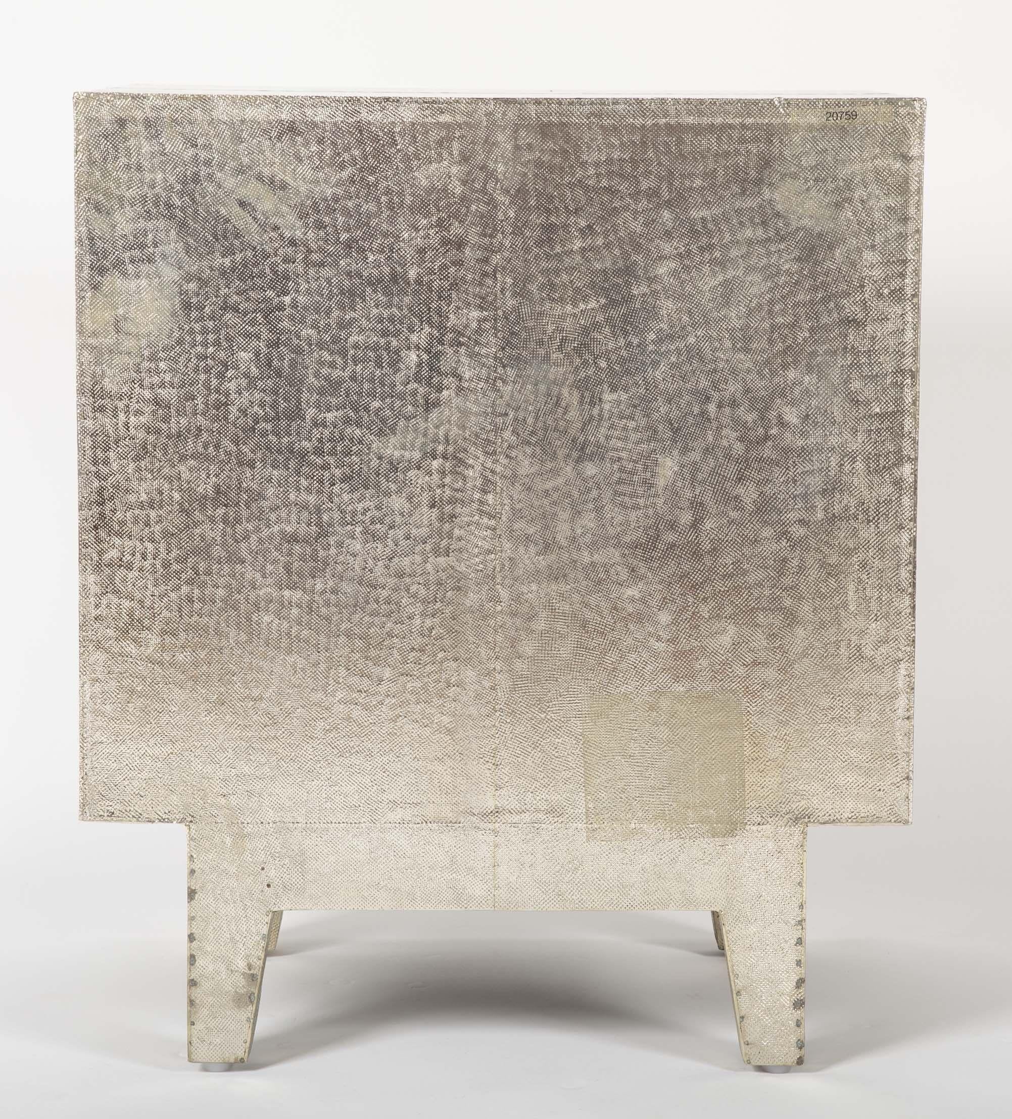 Comodino Twig in bronzo bianco realizzato a mano in India da Stephanie Odegard in vendita 3