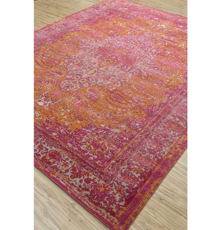 In the symphony of unpolished yarn knots, our Modern Hand Knotted rug captures the essence of artistry, handcrafted in rural India. Unveiling a mesmerizing dance between tradition and innovation, it elegantly marries the tactile warmth of manual