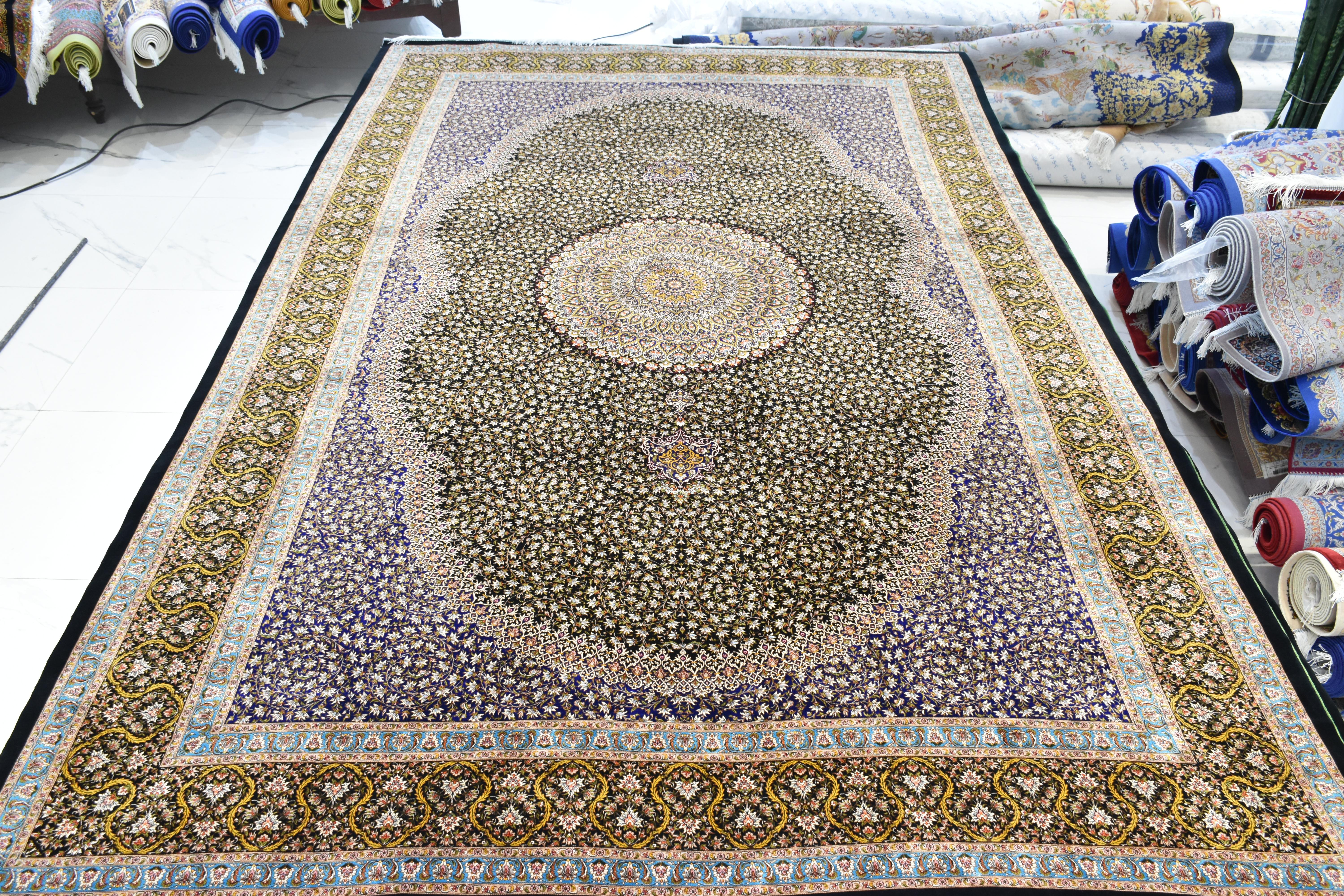 Twilight Floral Field Persian Pure Silk Rug, Iranian Craftsmanship, 0058 For Sale 4