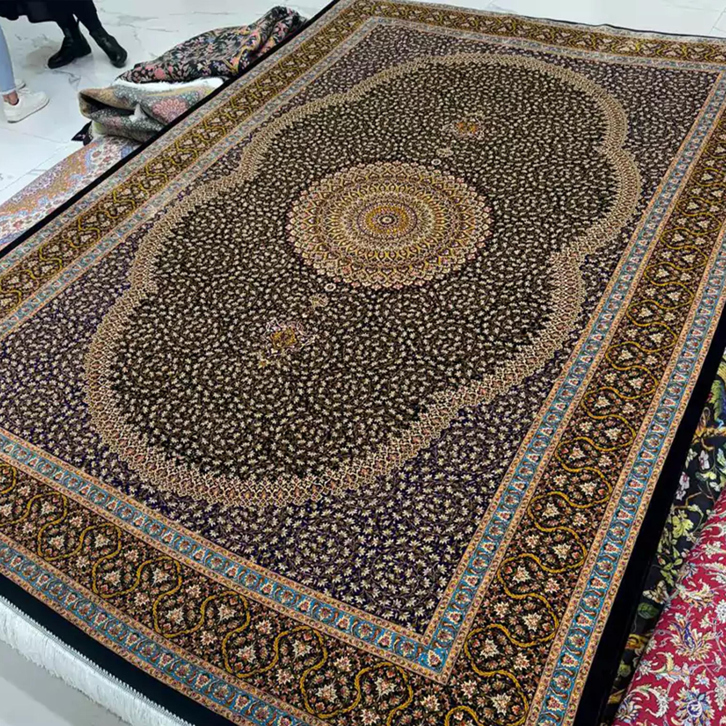 Woven from an authentic and original antique Persian rug design, this luxurious silk carpet embodies the enduring artistic heritage that has been passed down through generations and now lives on through Persian Signature. Every motif is thoughtfully