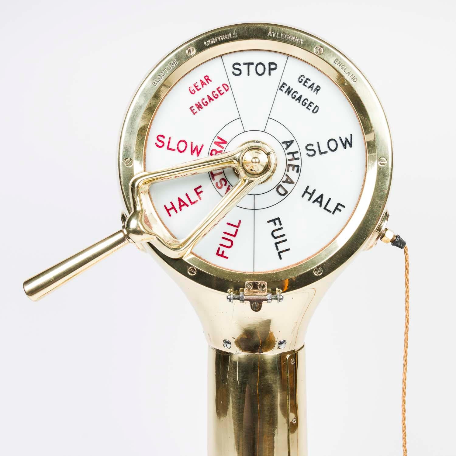 Anglais Twin 10 inch dial brass engine order telegraph by Bloctube Controls en vente
