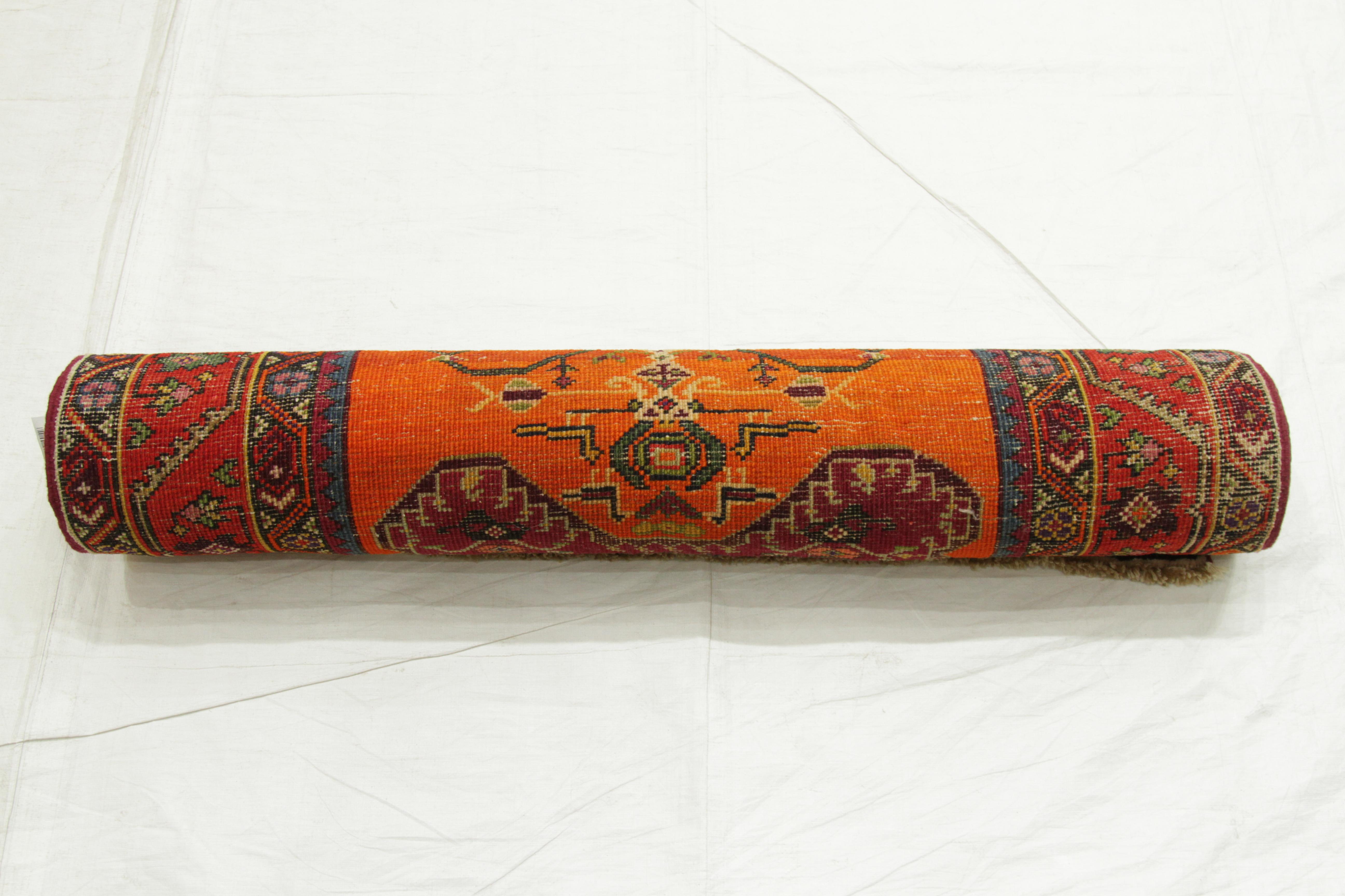 Twin Antique Persian Rug Karabagh Design with Gemstone Patterns, circa 1950s For Sale 5