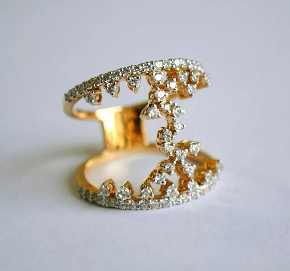 Anello a due fasce con diamanti a grappolo Anello nuziale in oro massiccio 14k Regalo.
Leggero, può essere indossato tutti i giorni

Informazioni aggiuntive:
Condit: Nuovo con etichette: Un articolo nuovo di zecca, non usato e non indossato