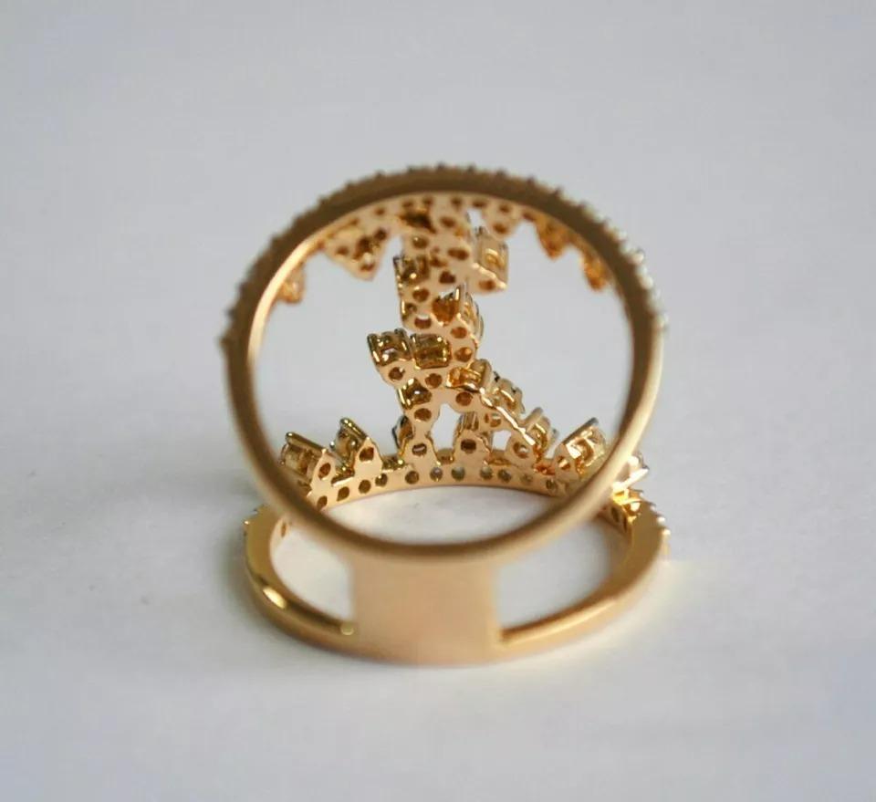 Taglio rotondo Anello a fascia Twin Band con cluster di diamanti in oro massiccio 14 carati in vendita