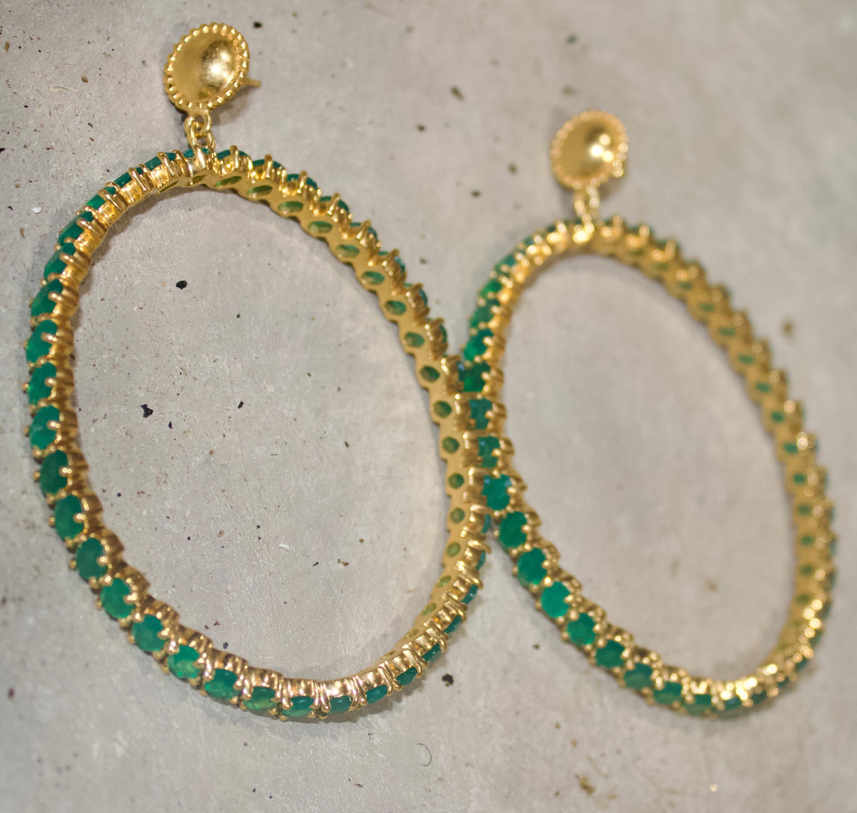 Pear Cut Twin Elegance Endless Glamour Green Onyx Hoop Earrings For Sale