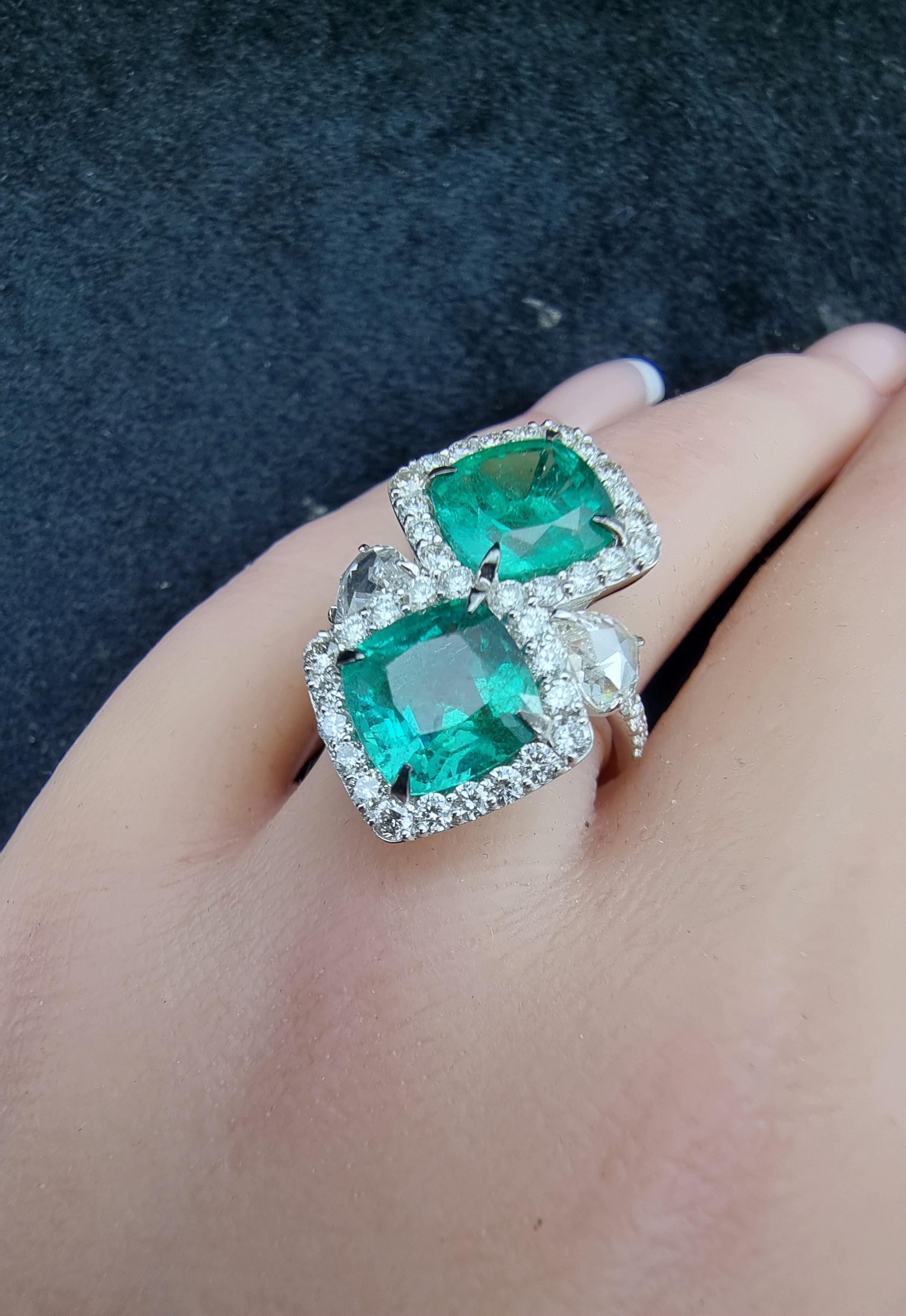 Twin Emerald Ring - image 6