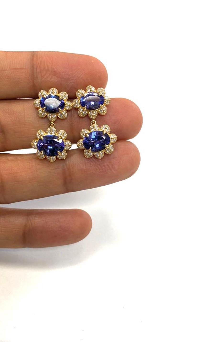 Goshwara Oval Tanzanite Twin Faceted  And Diamond Earrings In New Condition For Sale In New York, NY