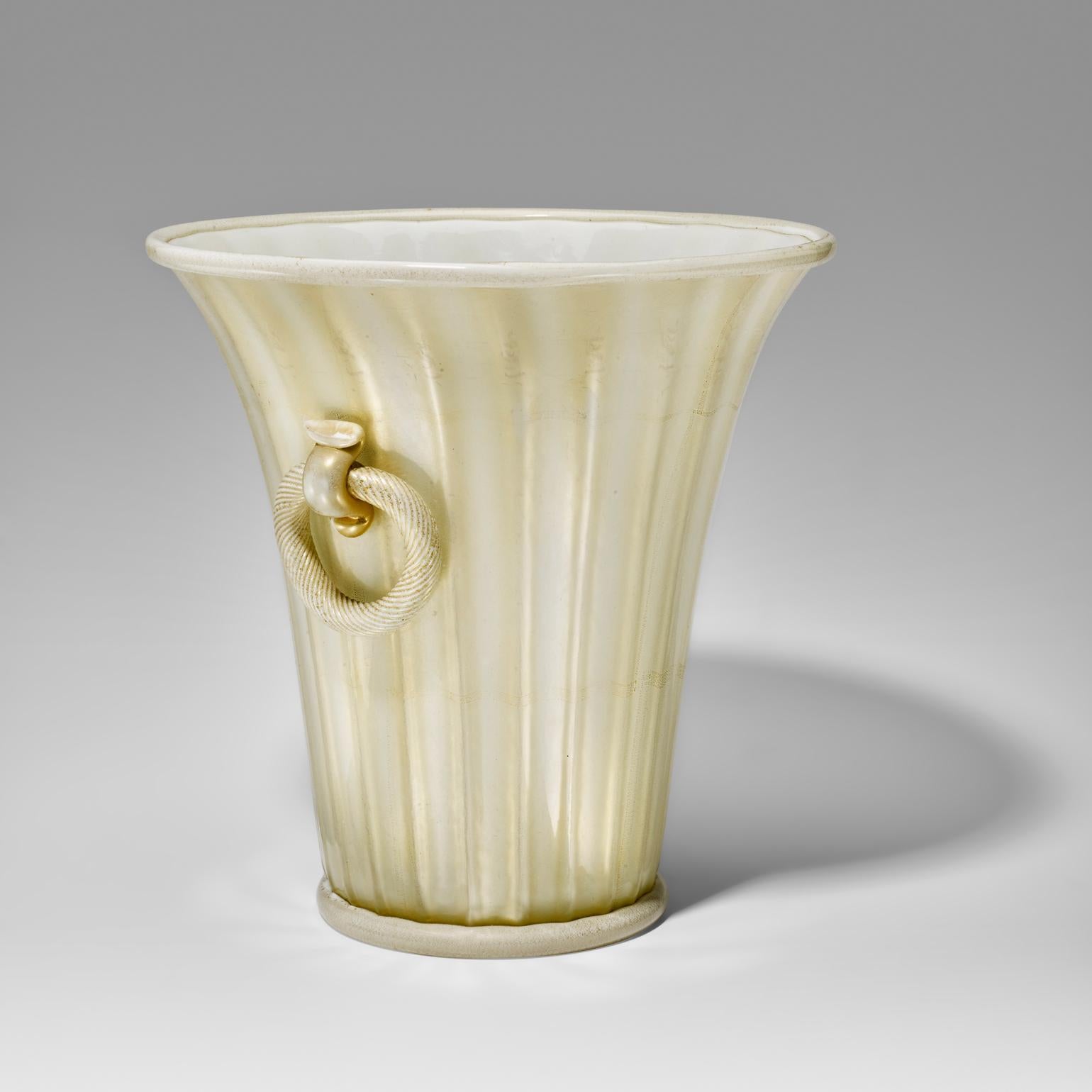 Mid-Century Modern Large Twin-Handled Vase by Ercole Barovier for Barovier and Toso, 1956 For Sale