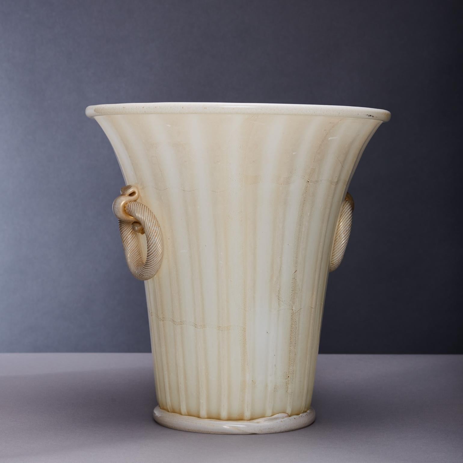 Italian Large Twin-Handled Vase by Ercole Barovier for Barovier and Toso, 1956 For Sale