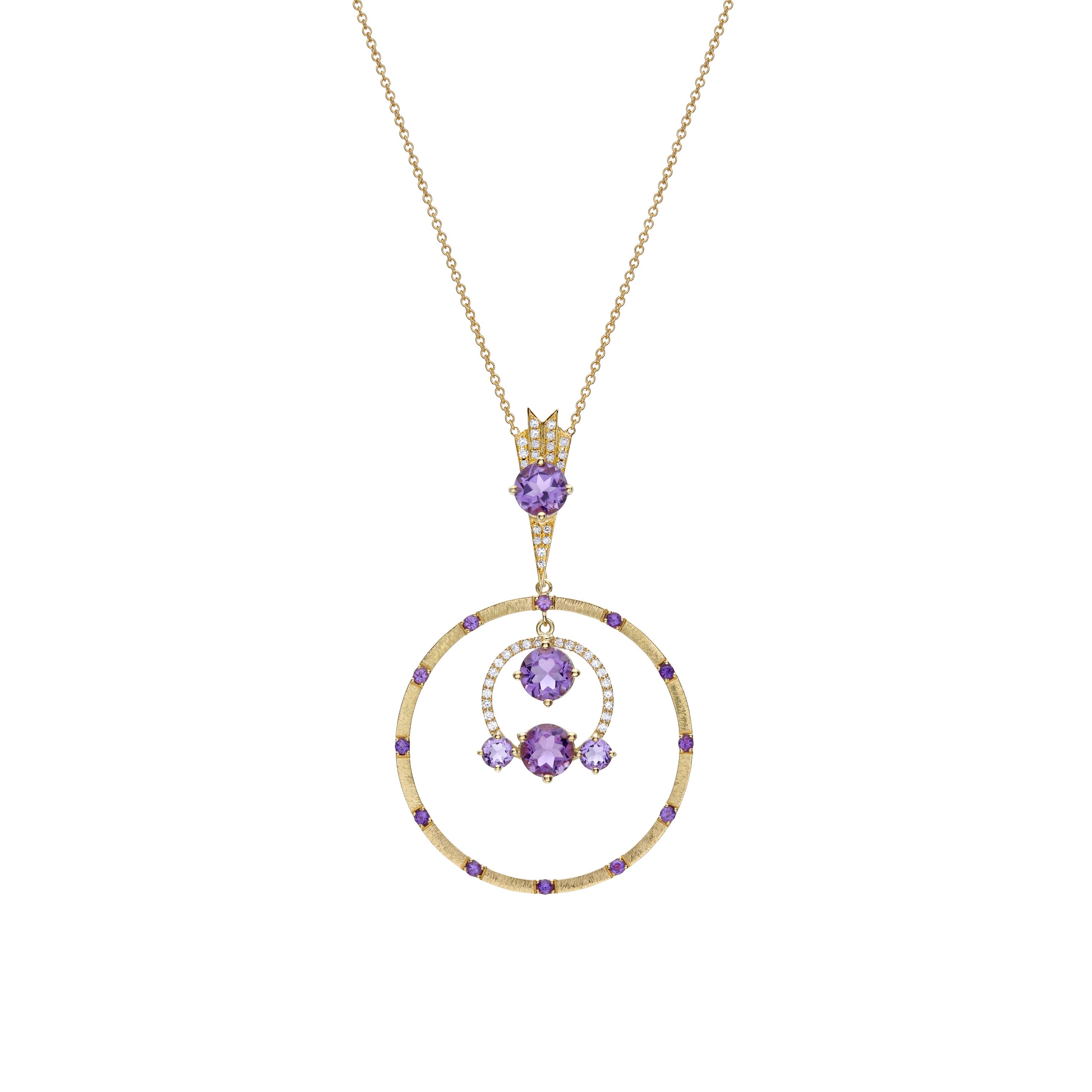 Contemporary Twin Hearts Aura Pendant Necklace in 18Kt Yellow Gold with Amethyst and Diamonds For Sale