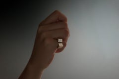 Bague Twin Peaks en or blanc brut 18 carats et beige avec diamants blancs naturels