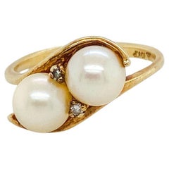 Twin Pearl and Diamond Bypass Ring Toi et Moi in 10K Yellow Gold Vintage 