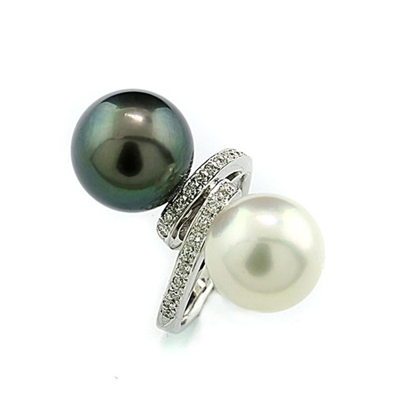 Contemporary Twin  Ring South Sea Pearl & Tahitian Pearl black-white Diamonds 18Kt White Gold For Sale
