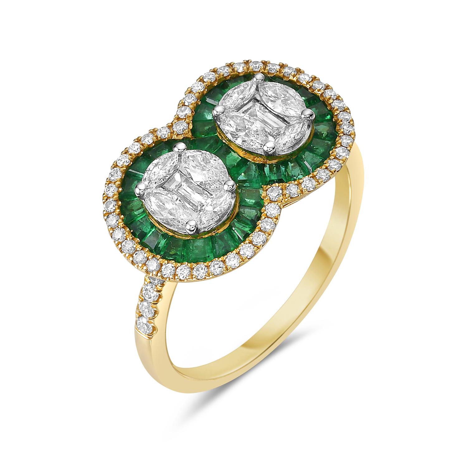 Contemporary Twin Ring With Emerald & Diamonds Made In 18k Gold For Sale