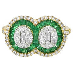 Twin Ring With Emerald & Diamonds Made In 18k Gold